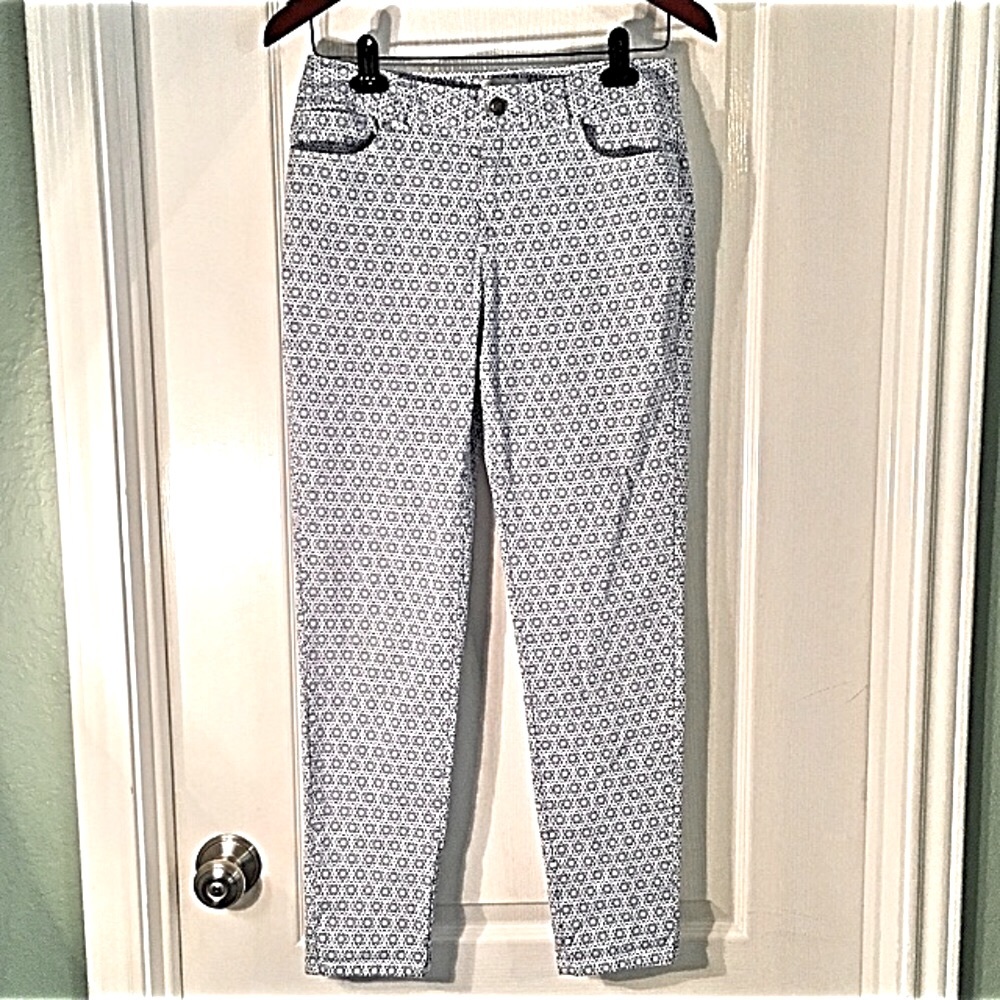 Per Se Blue & White Pants